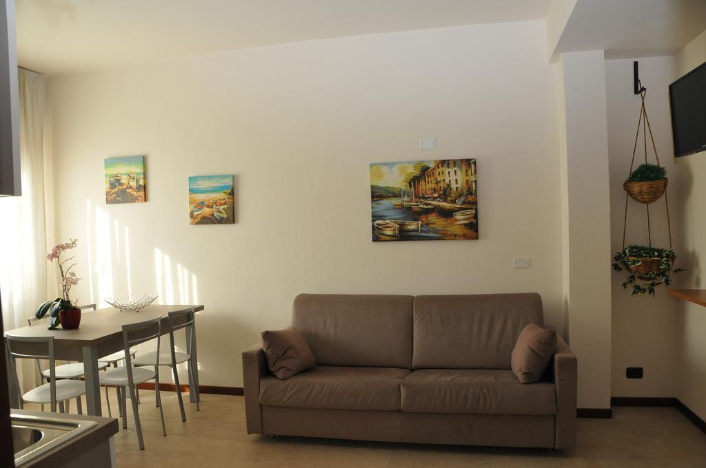 Appartamento Lago Peschiera del Garda Phòng bức ảnh