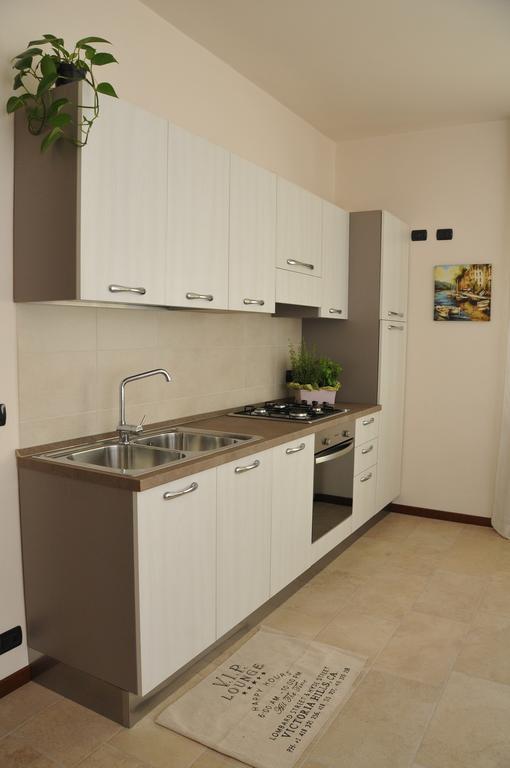 Appartamento Lago Peschiera del Garda Phòng bức ảnh